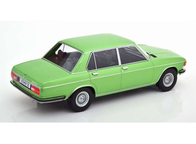 BMW - 3.0S E3 MKII 1971 - light green met | Modelsnavigator.com